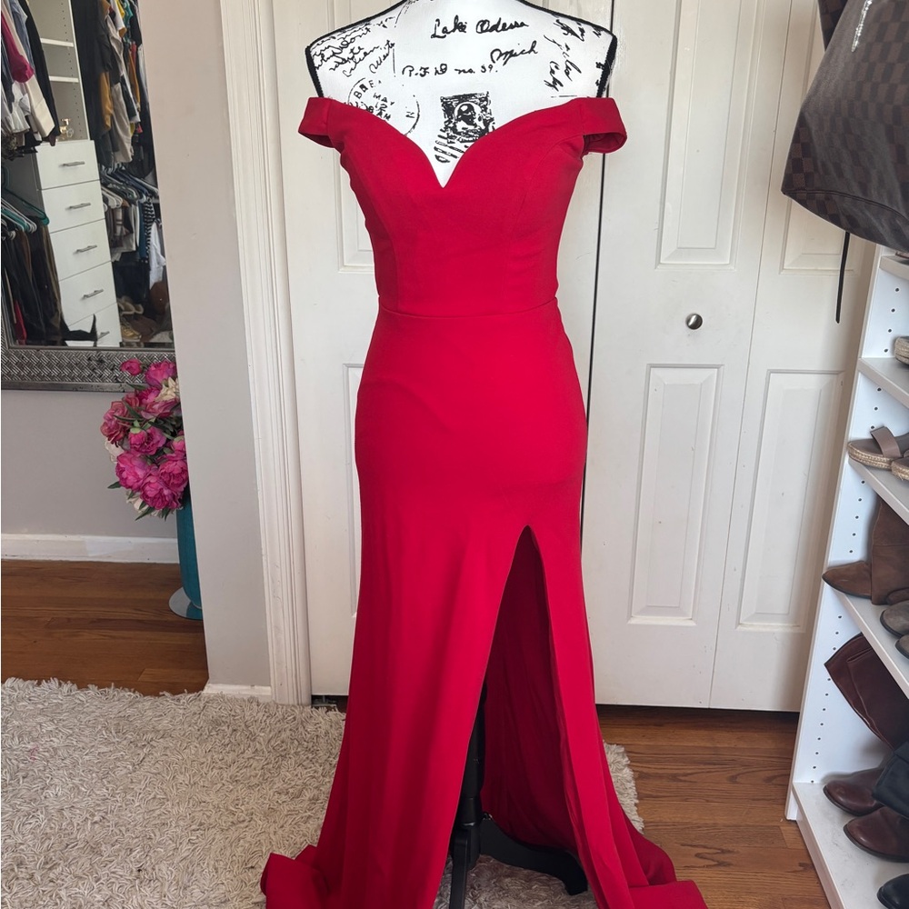 Off-Shoulder Prom Dress - Red